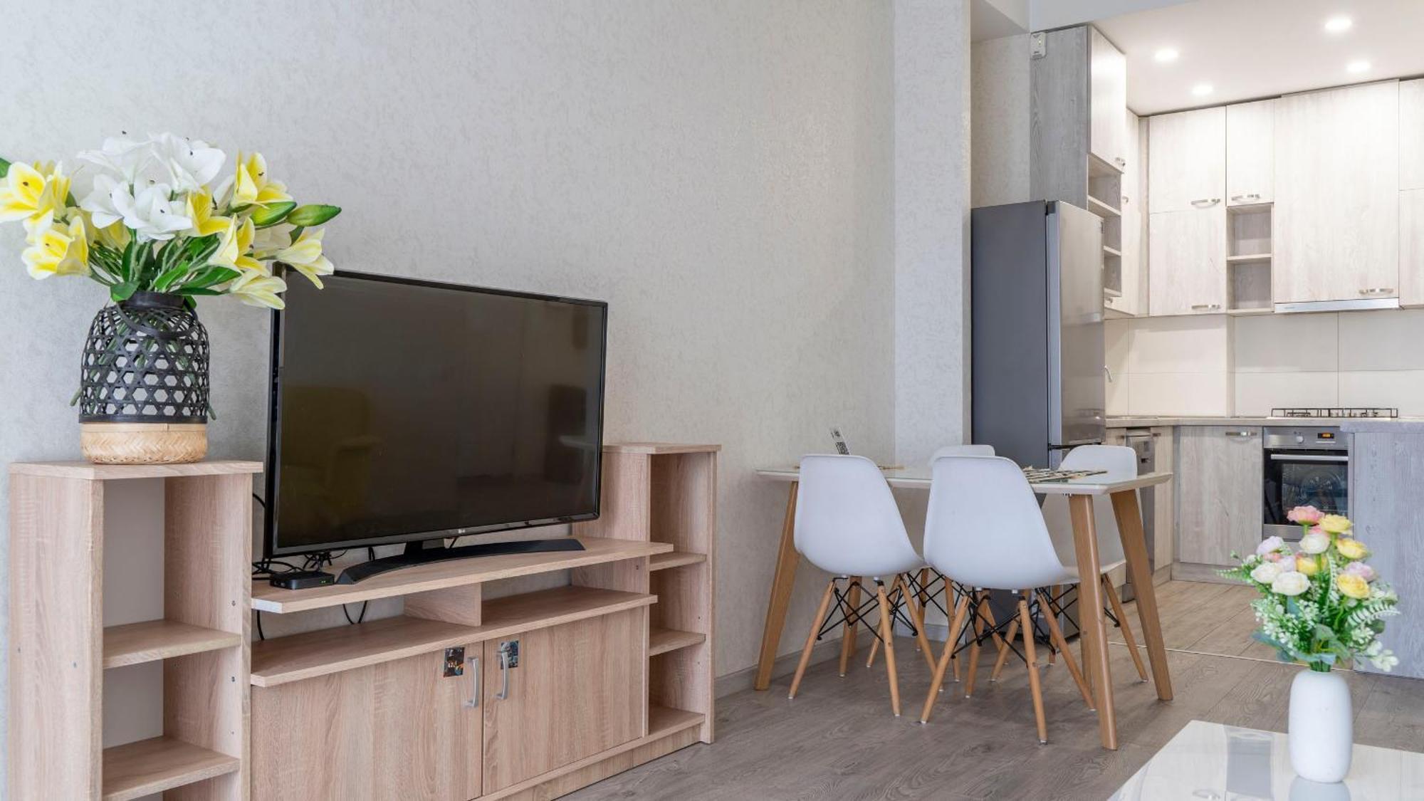 Cozy Apartment In The Heart Of ティビリシ エクステリア 写真